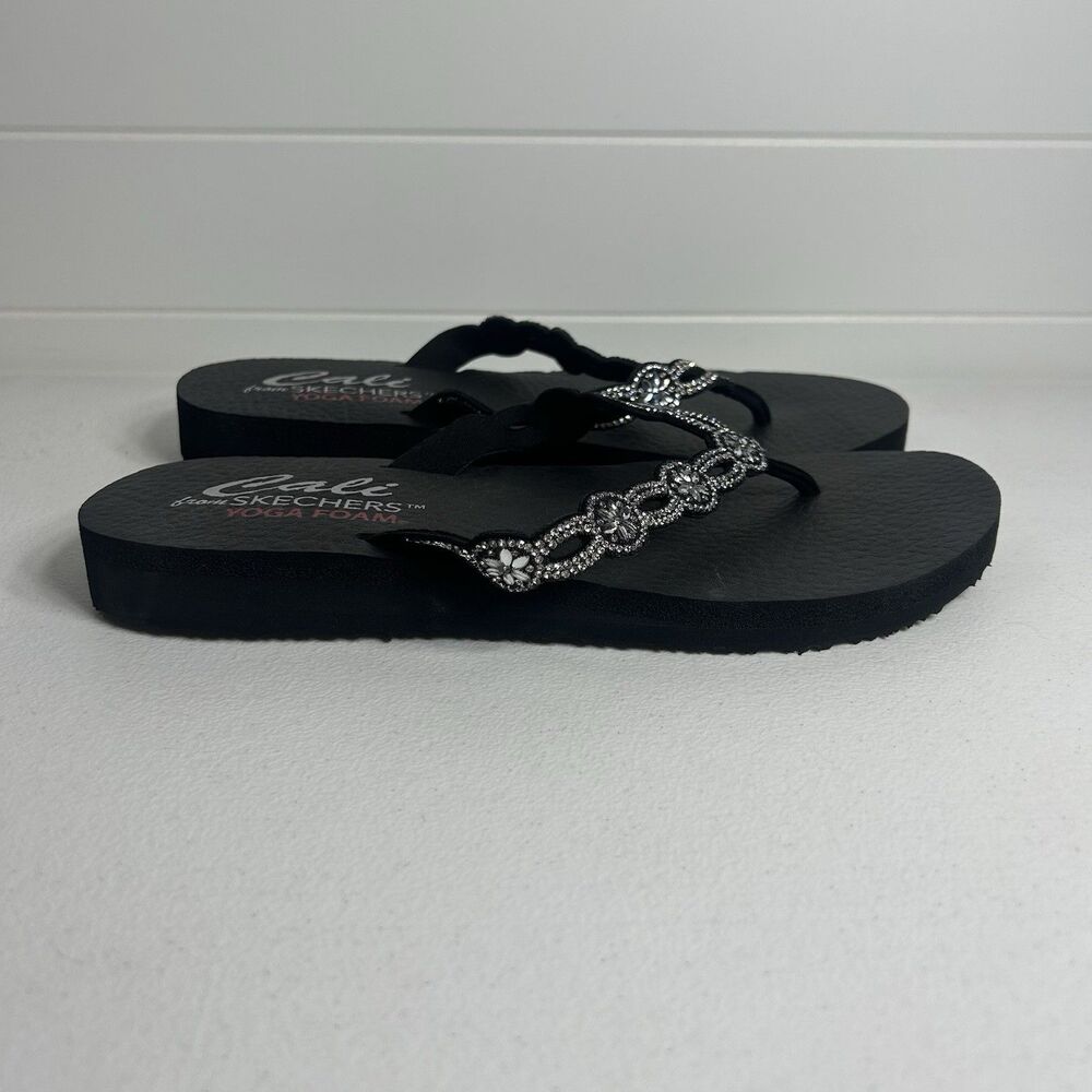 Skechers Cali Women’s Size 9 Black Thong Sandals Slip On Rhinestone Strap